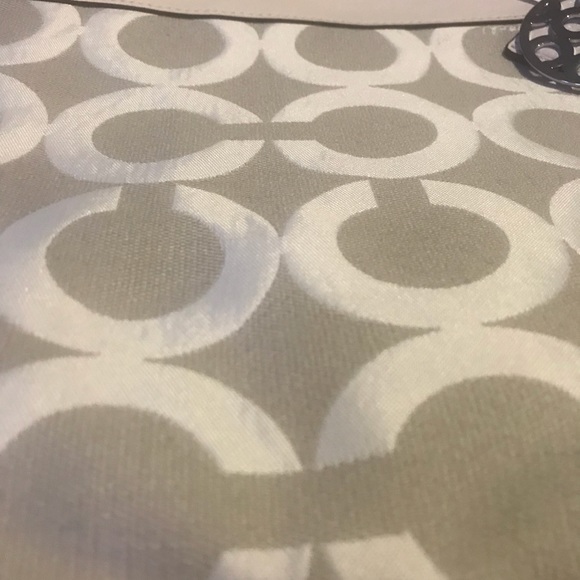 NWT COACH BUCKET BAG WITH DUST BAG - Picture 4 of 6